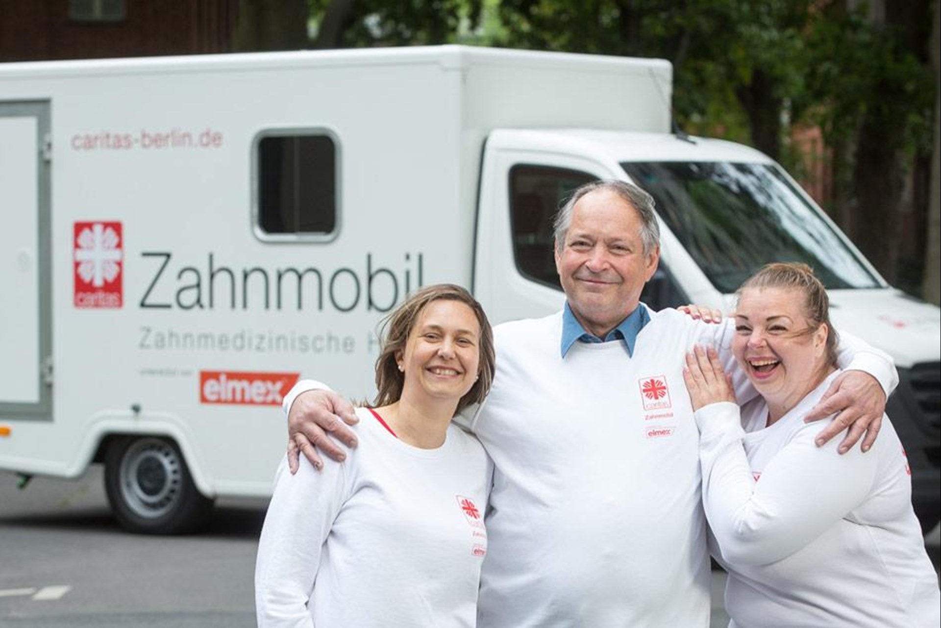 Team des Zahnmobils der Caritas in Berlin